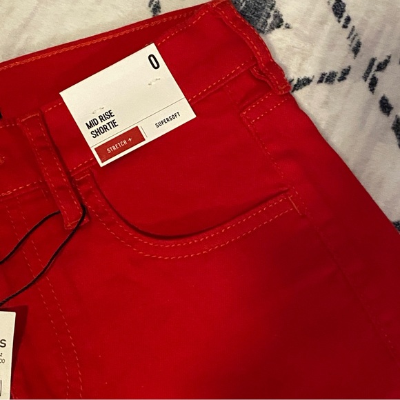 NWT EXPRESS Mid-Rise “Shortie” Shorts - Picture 4 of 7